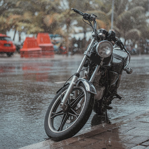 Manejar bajo la lluvia